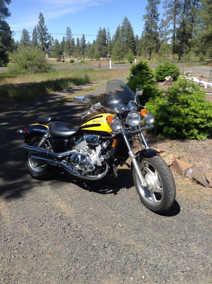 1997 Honda MAGNA V45