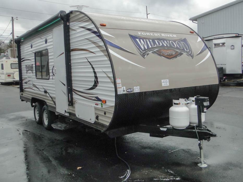 2017 Forest River Wildwood X-Lite 201BHXL Bunk House