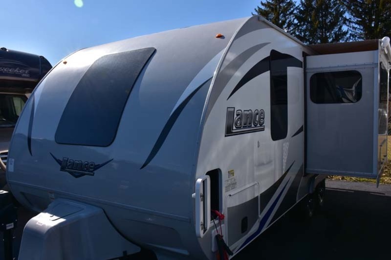 2017 Lance Travel Trailer 1995