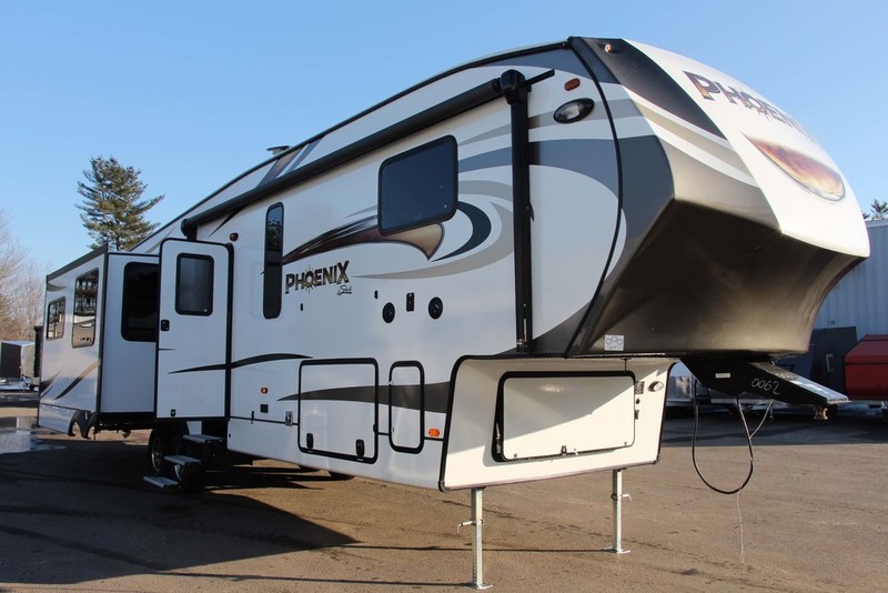 2017 Shasta Phoenix 360BH 5th Wheel