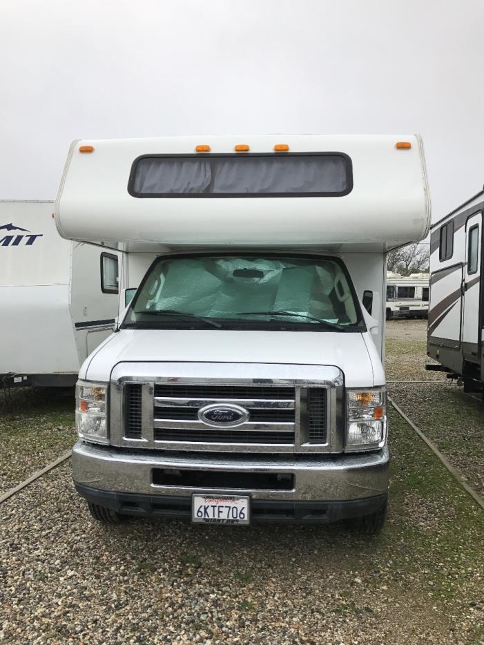 2011 Coachmen FREELANDER 30QB