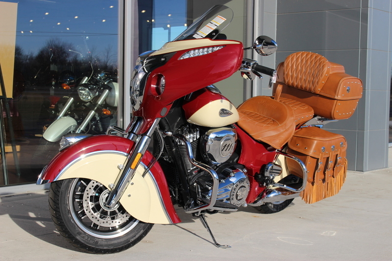 2017 Indian Roadmaster Classic Indian Motorcycle Red