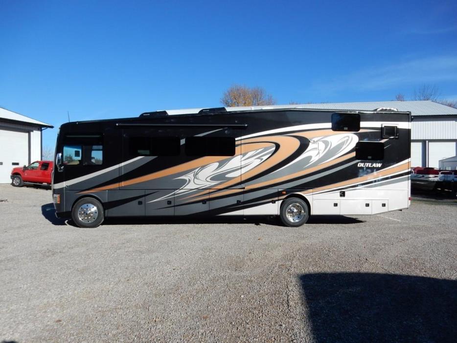 2016 Thor Motor Coach OUTLAW 37LS