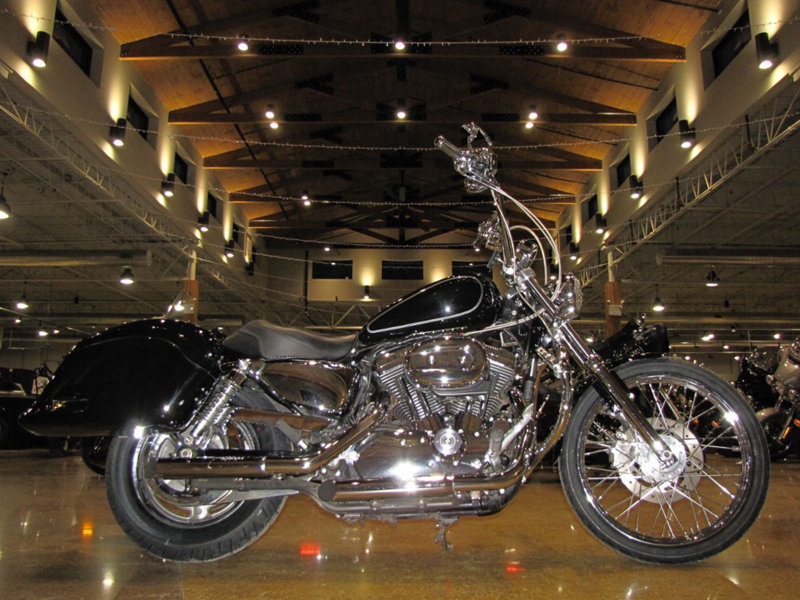 2009 Harley-Davidson XL1200C SPORTSTER 1200 CUSTOM