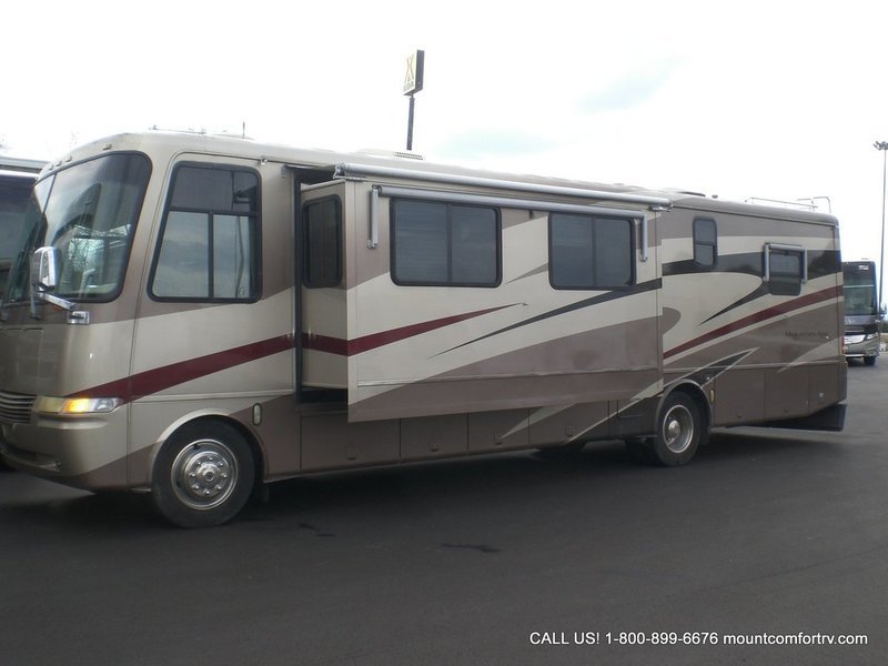 2003 Newmar Mountain Aire 3778