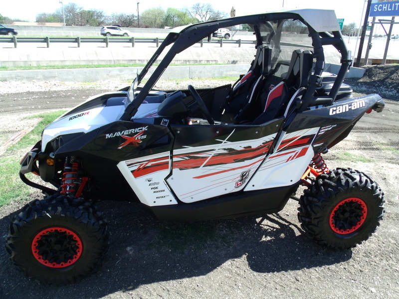 2015 Can-Am Maverick X rs DPS 1000R White, Black & Can-Am Red