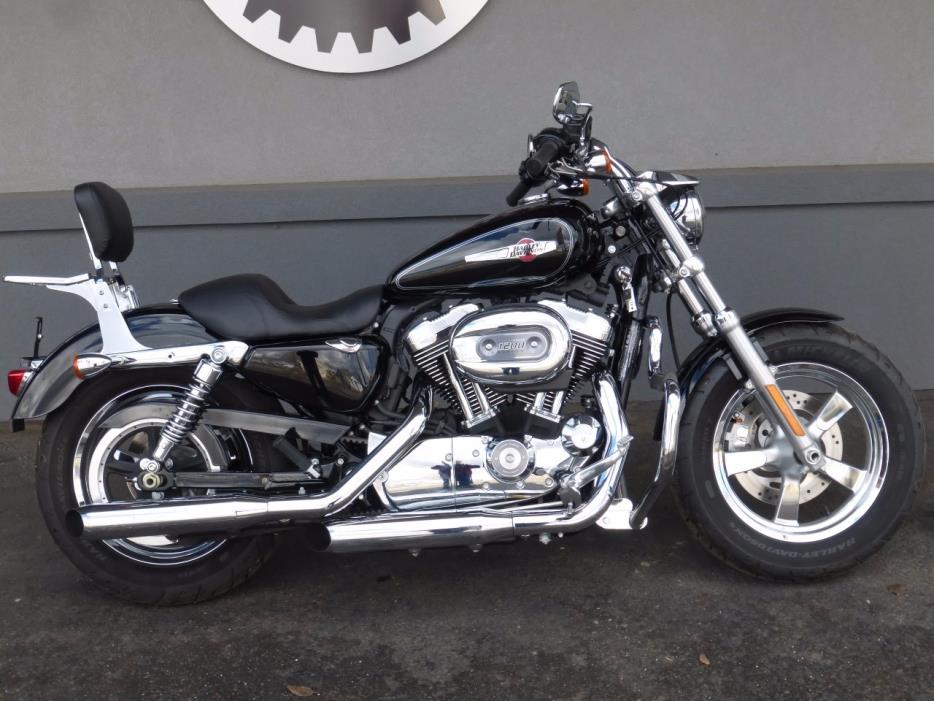 2011 Harley-Davidson XL1200C Sportster