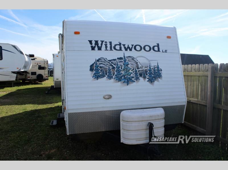 2006 Forest River Rv Wildwood LE 23BH