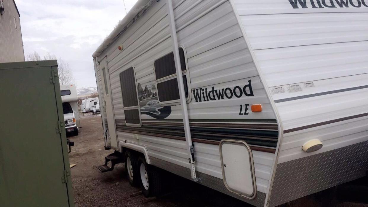 2004 Forest River WILDWOOD 22