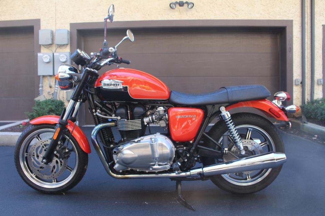 2012 Triumph BONNEVILLE SE