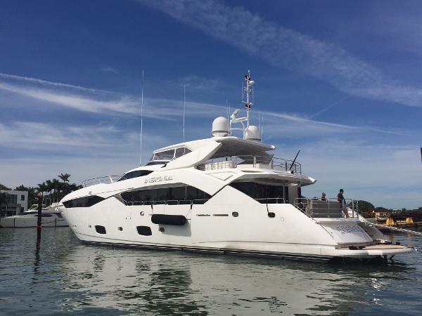 2015 Sunseeker 115 Sport Yacht