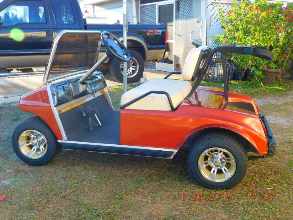 1990 Club Car DS ELECTRIC GOLF CAR