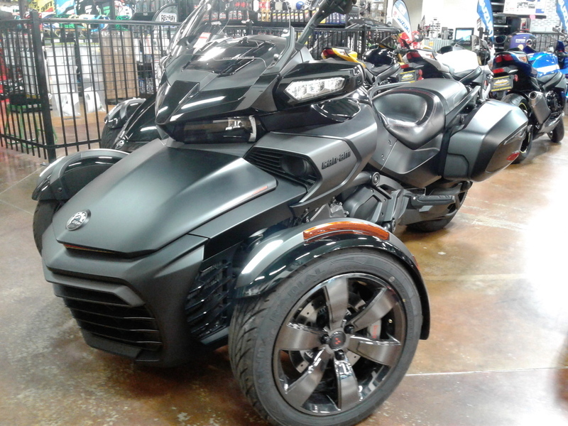 2016 Can-Am Spyder F3T-S Special Series 6-Speed Audio