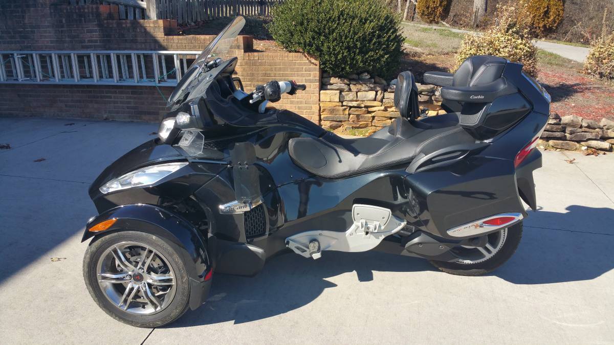 2010 Can-Am SPYDER RT-S SM5