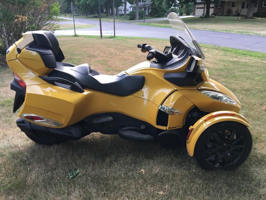 2013 Can-Am SPYDER RT LIMITED