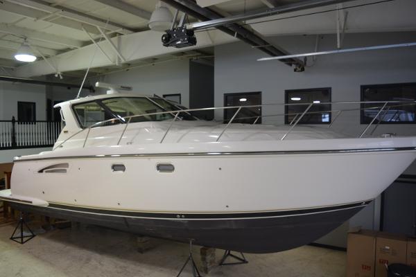 2006 Tiara 360 Sovran