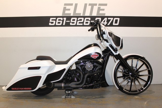 2014 Harley-Davidson Street Glide Custom