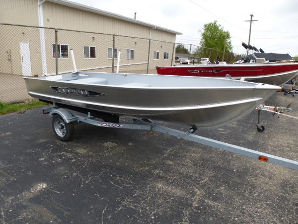 2016 Lund A 14 Tiller Boat