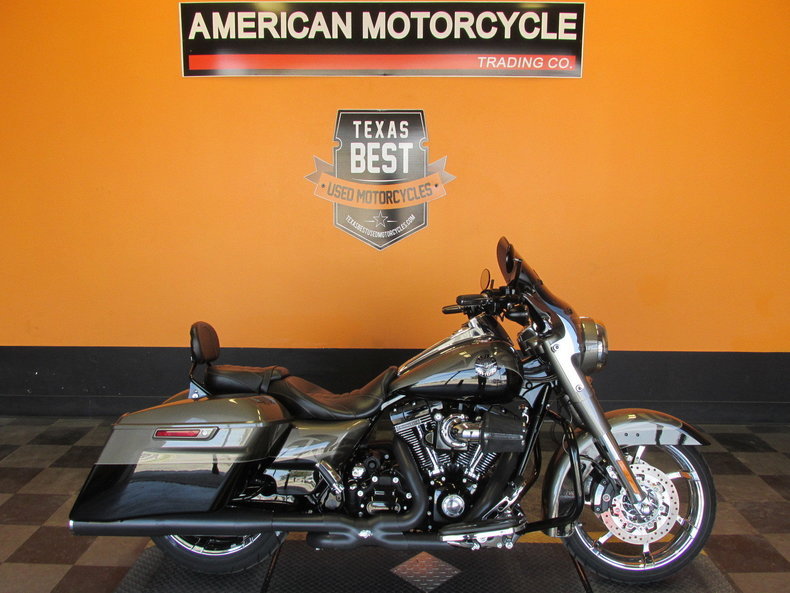 2014 Harley-Davidson CVO Road King