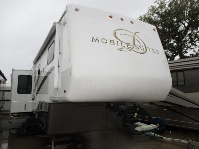 2006 DOUBLETREE RV Mobile Suites 36TK3