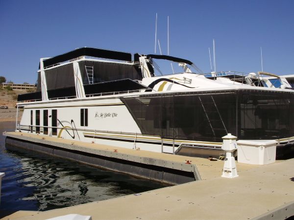 2005 Fantasy Houseboat
