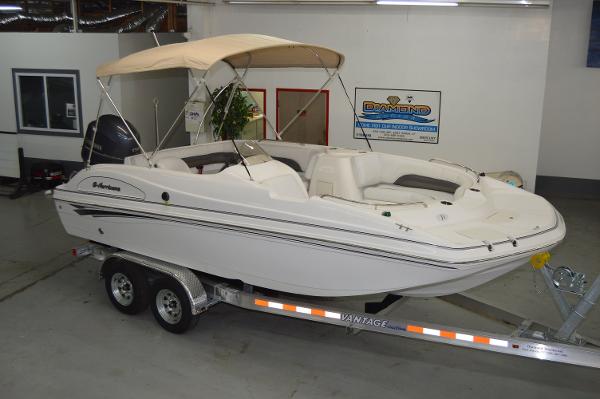 2013 Hurricane SunDeck Sport 188 OB