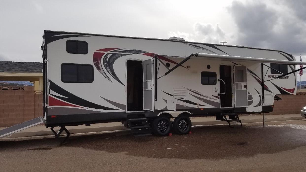 2016 Forest River SHOCKWAVE F35RGDX