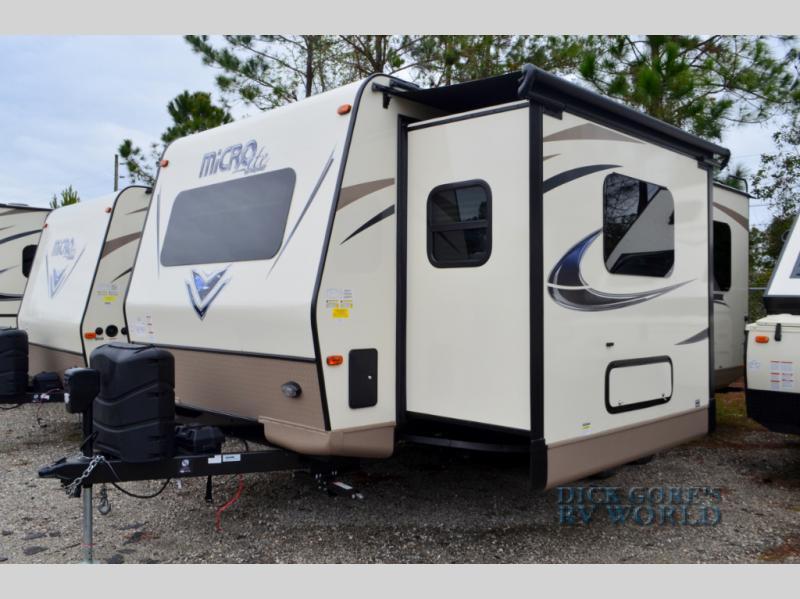 2017 Forest River Flagstaff Micro Lite 25FKS