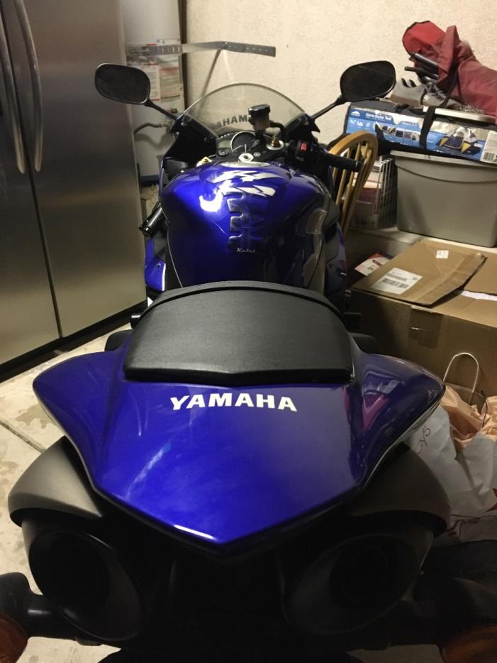 2005 Yamaha YZF R1