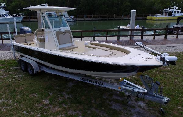 2014 Scout Boats 251 XS