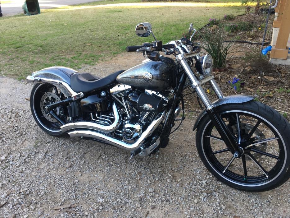 2014 Harley-Davidson BREAKOUT