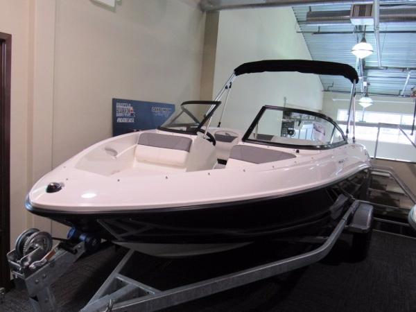 2017 Bayliner 175 Bowrider