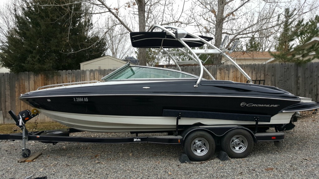 2008 Crownline 230 LS