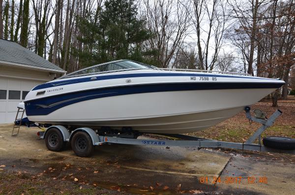 2003 Crownline 230 BR