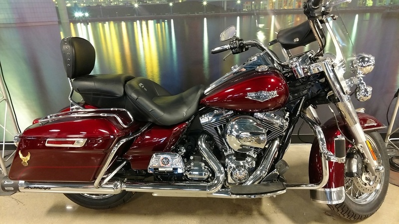 2014 Harley-Davidson Road King FLHR