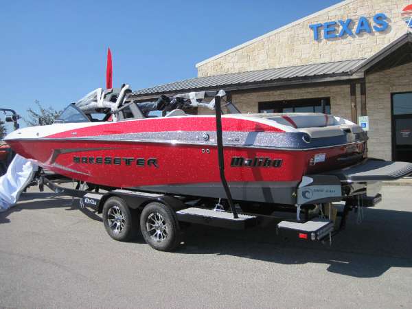 2016 Malibu Wakesetter 24 MXZ