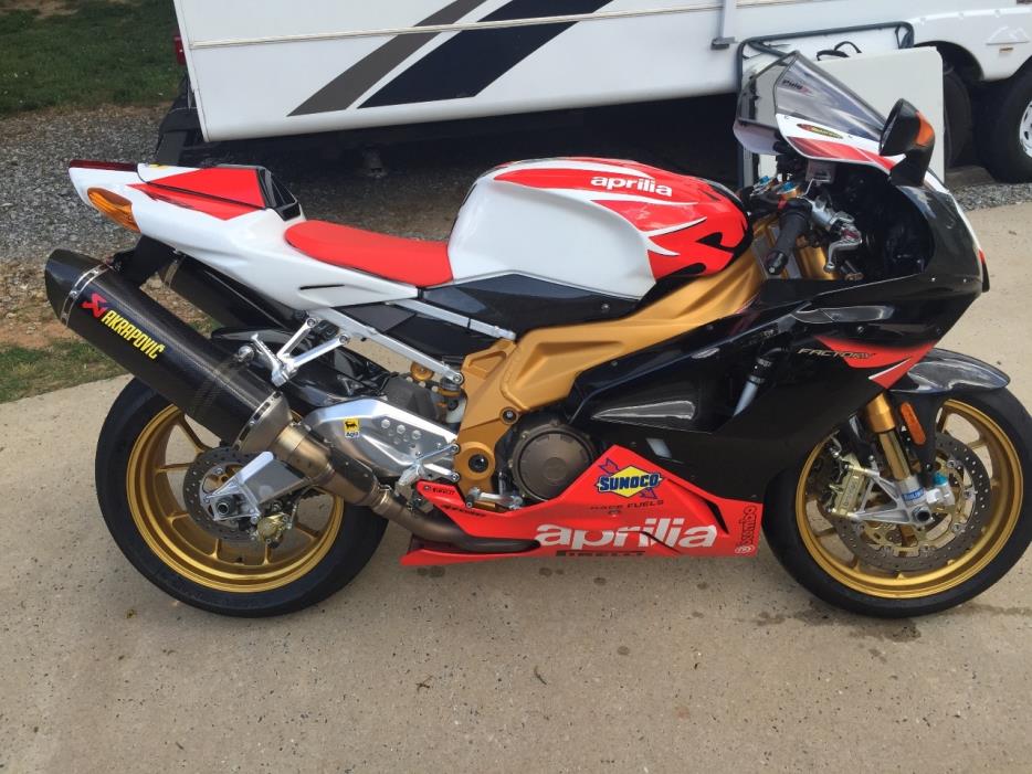 2008 Aprilia RSV 1000 R