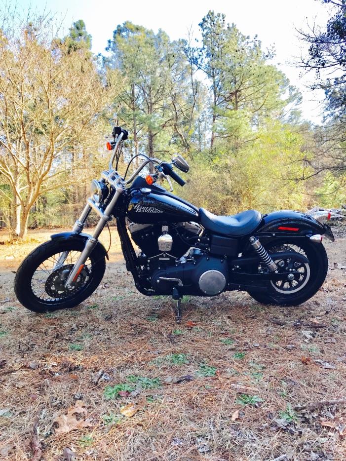 2012 Harley-Davidson DYNA STREET BOB