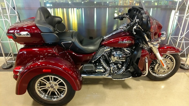 2016 Harley-Davidson Tri Glide Ultra FLHTCUTG