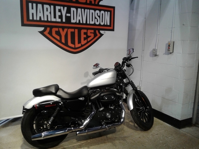 2010 Harley-Davidson Sportster Iron 883 XL883N