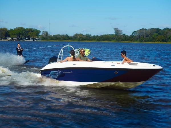 2017 Bayliner Element E18