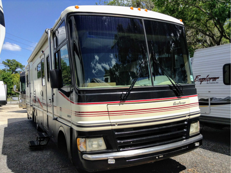 1996 Fleetwood Rv Pace Arrow 34J