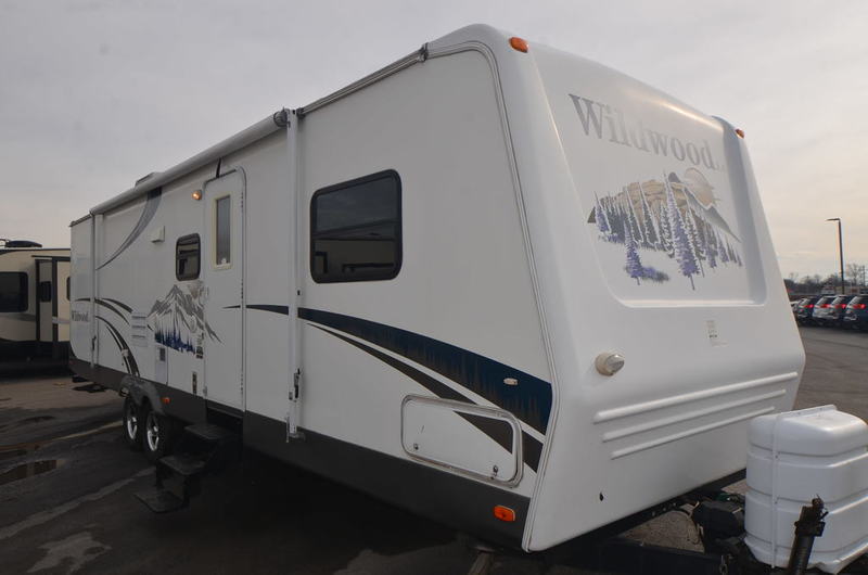 2006 Forest River WILDWOOD LA 312BHBS TRAVEL TRAILER