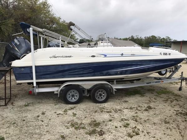 2008 Hurricane FunDeck GS 211 OB