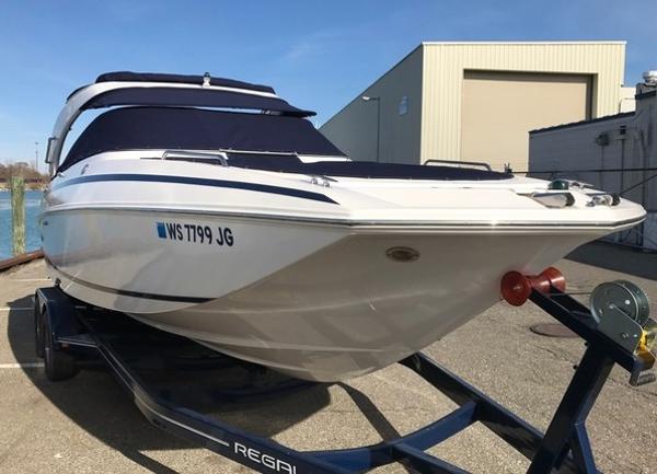 2013 Regal 27 FasDeck