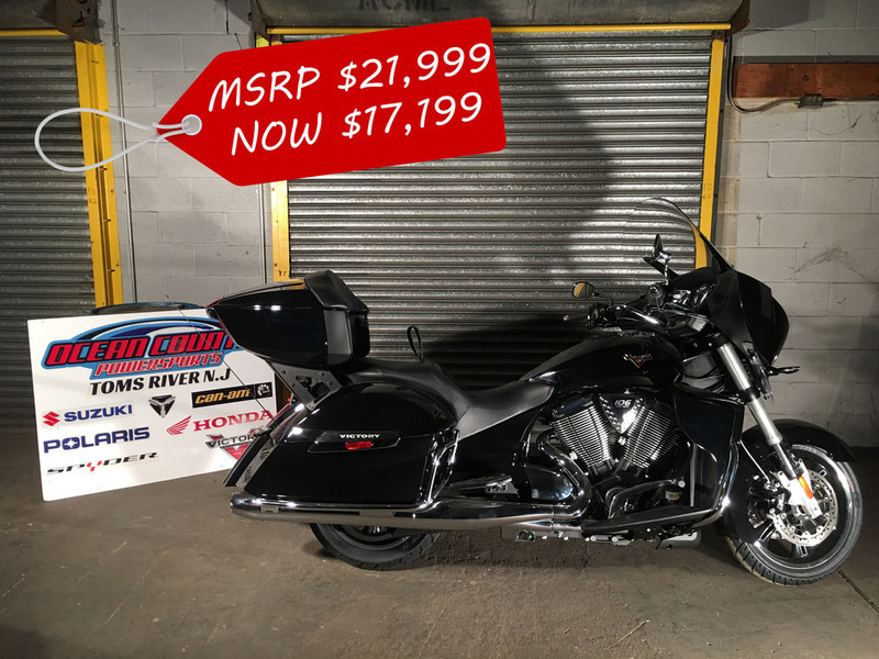 2016 Victory Motorcycles Cross Country Tour Gloss Black