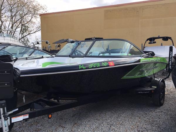 2016 Nautique Ski Nautique 200 Open Bow