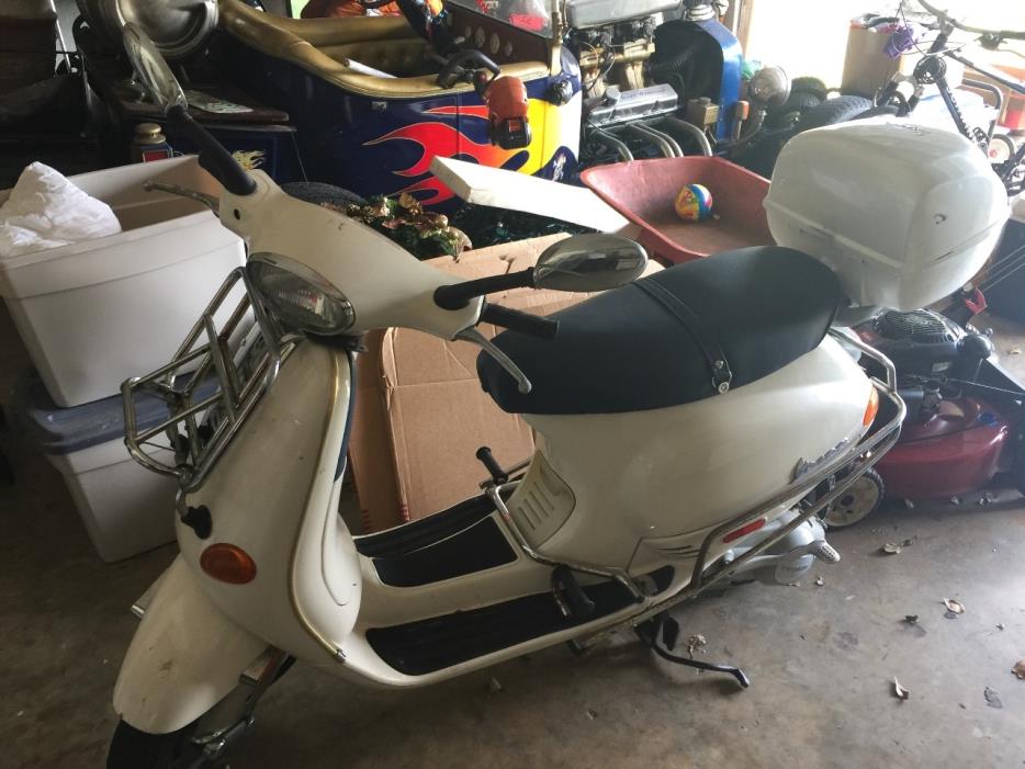 2001 Vespa 150