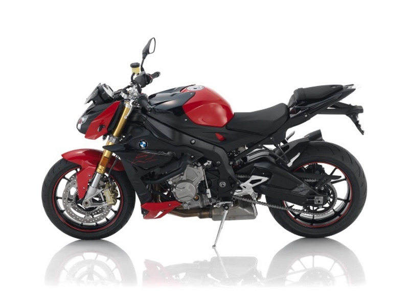 2017 BMW S 1000 R Premium Racing Red/Black Storm Metallic