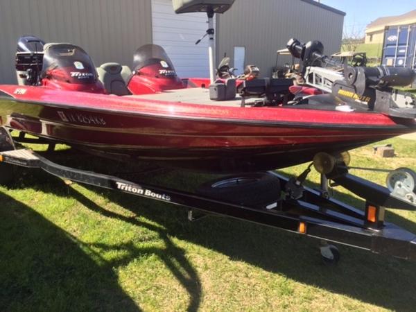 2004 Triton TR 196